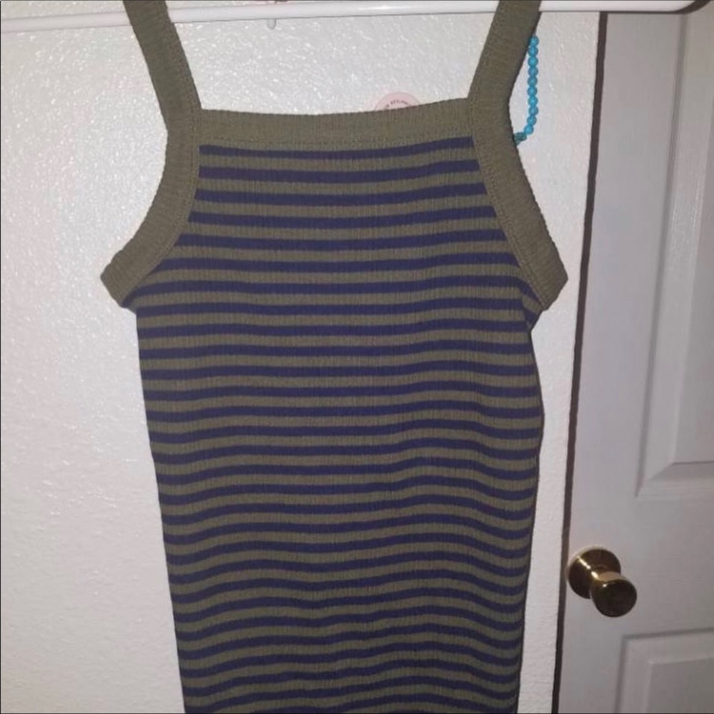 fitted old navy tank top